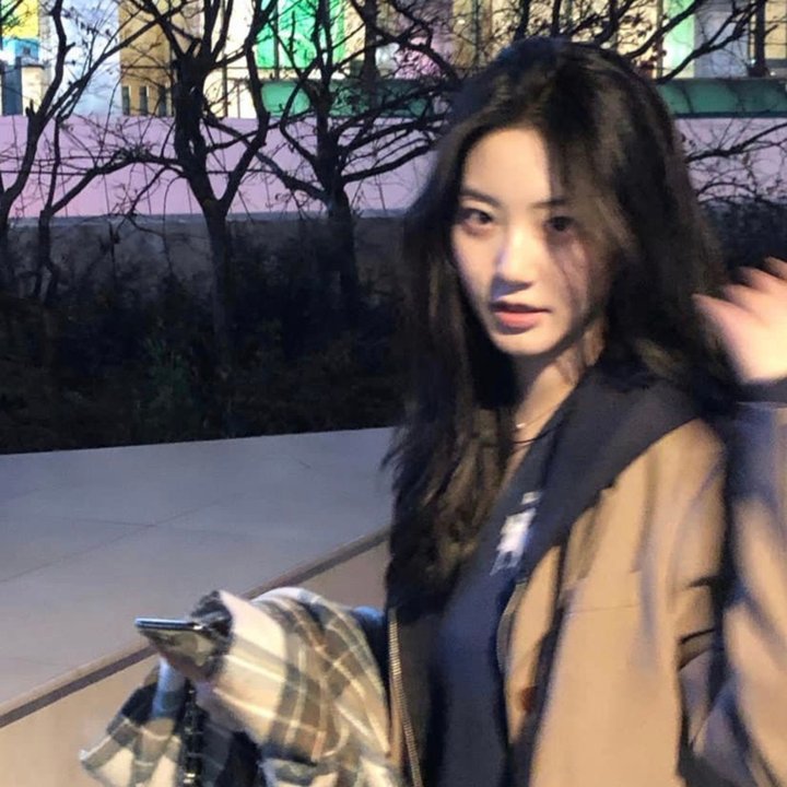 看我从垃圾桶里翻出了总裁老公